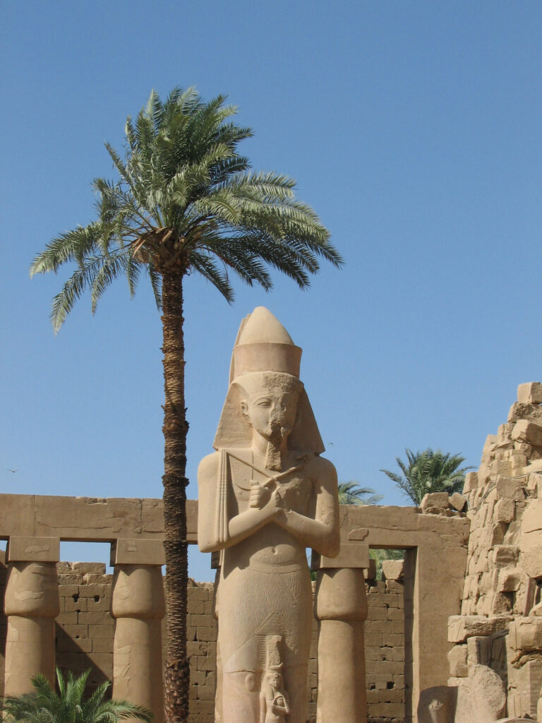 Karnak Temple in Luxor – Egypt – by Rostislav Kralik – Public Domain – www-publicdomainpictures-net – karnacky-chram-v-luxoru